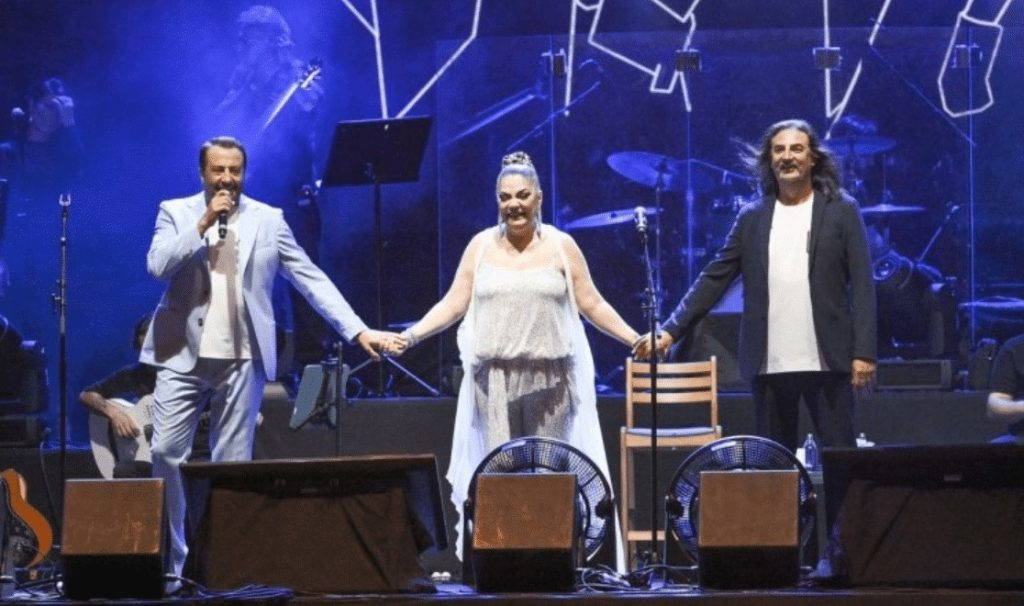 İzel-Çelik-Ercan grubu tekrar dağıldı İzel-Çelik-Ercan grubu tekrar dağıldı