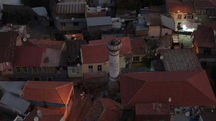 İzmir'de 4