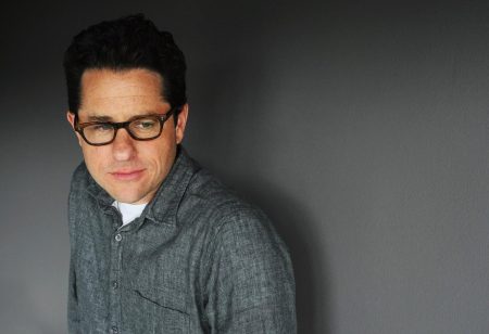 J.J. Abrams'ın yeni bilim-kurgu dizisi "Glare"