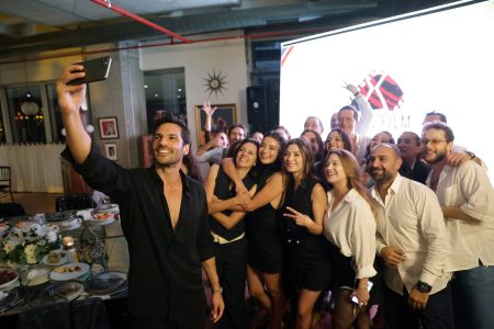 Kader Bağları'nın oyuncuları ilk bölümü beraber izledi!