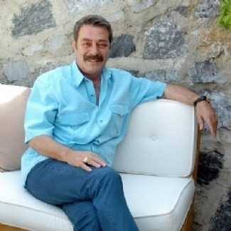 Kadir İnanır'dan çok güzel haber