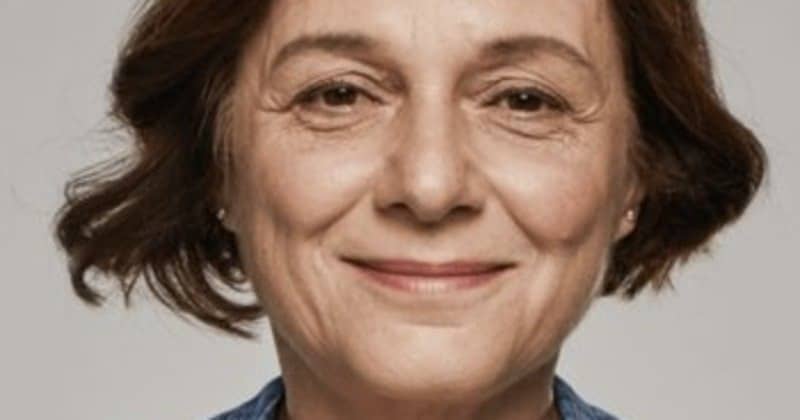 Kağıt Ev Gülsüm Kimdir? Nihal Koldaş Kim?