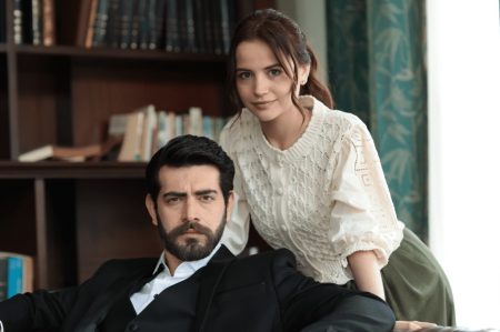 ‘Kan Çiçekleri’ 1. yılında Times Meydanı’nda! 'Kan Çiçekleri' 1. yılında Times Meydanı'nda!