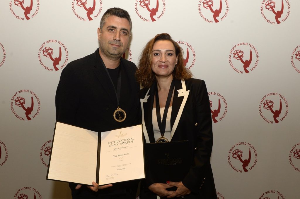 Kanal D'nin sevilen dizisi Yargı'nın ekibi Emmy’de!