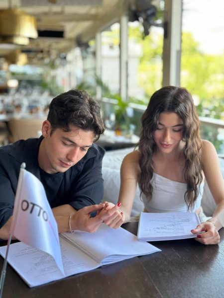 Karantina'nın başrol oyuncuları Meltem Akçöl ile Demirhan Demircioğlu okuma provasında buluştu!