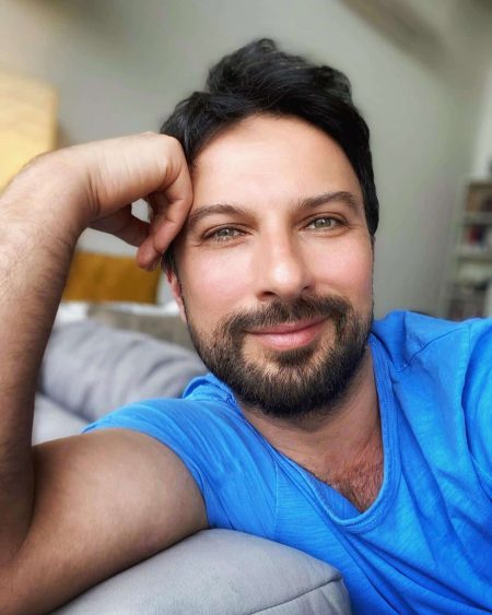 'Kayıplara karıştı' denen Tarkan'dan videolu yanıt!