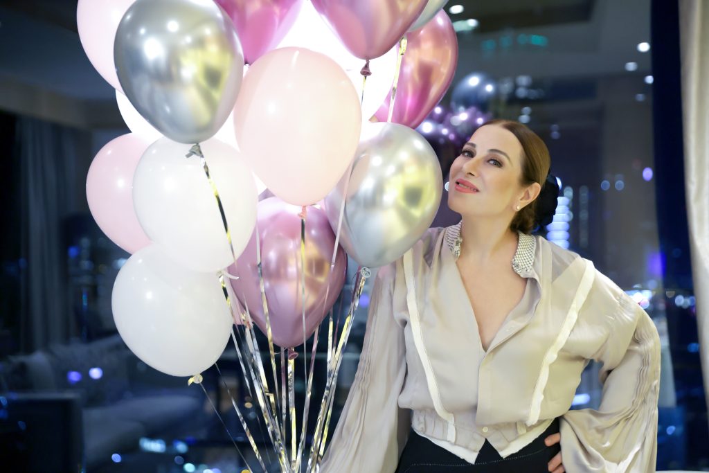 "Kel Diva" turneye çıkıyor