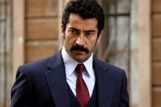 Kenan İmirzalıoğlu hangi oyuncuyla komşu oldu?