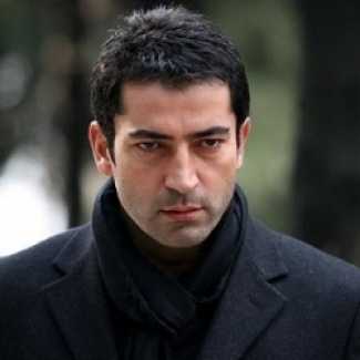 Kenan İmirzalıoğlu yeni dizi ve film projesi için hazırlık yapıyor!