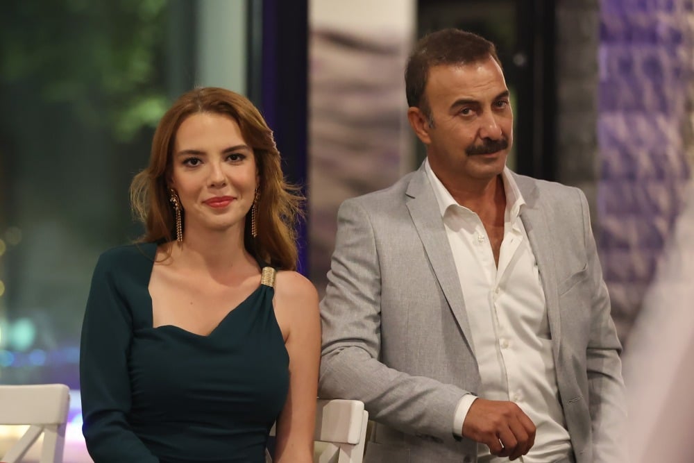 Kendi Düşen Ağlamaz'ın 12. Bölümüne Alize'nin kınası damga vurdu!