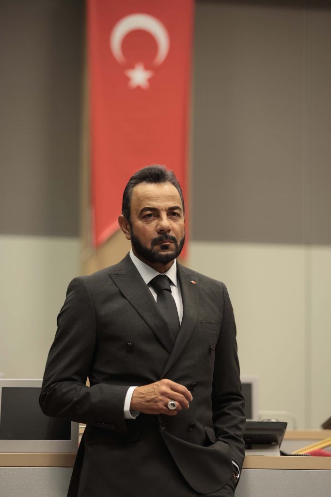 Kerem Alışık 49 filmindeki rolüyle izleyenleri çok etkileyecek!