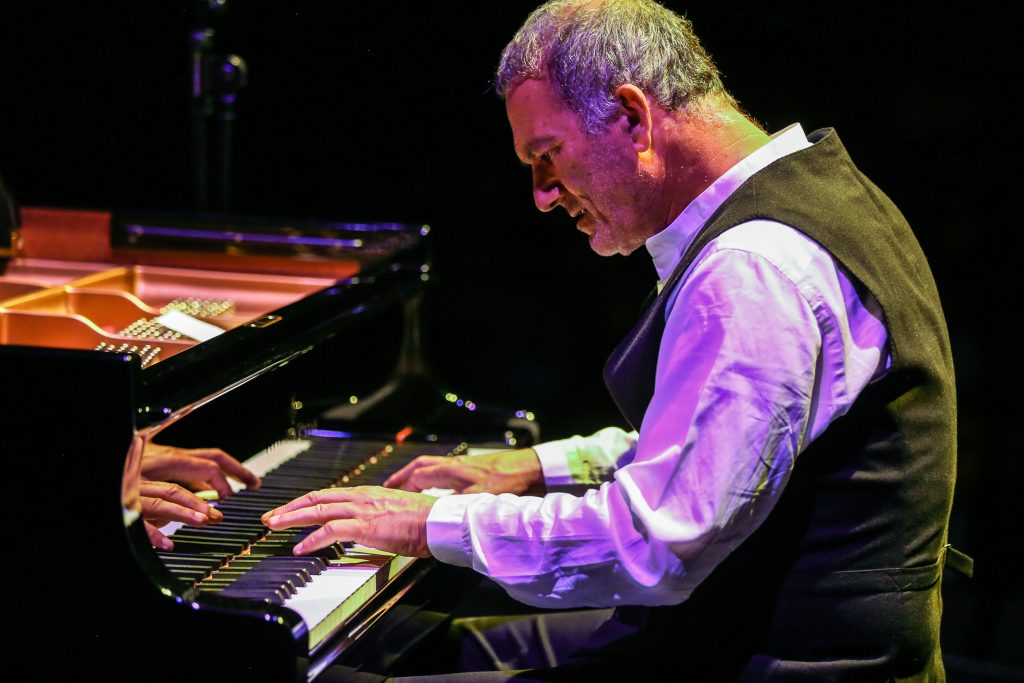 Kerem Görsev Quartet