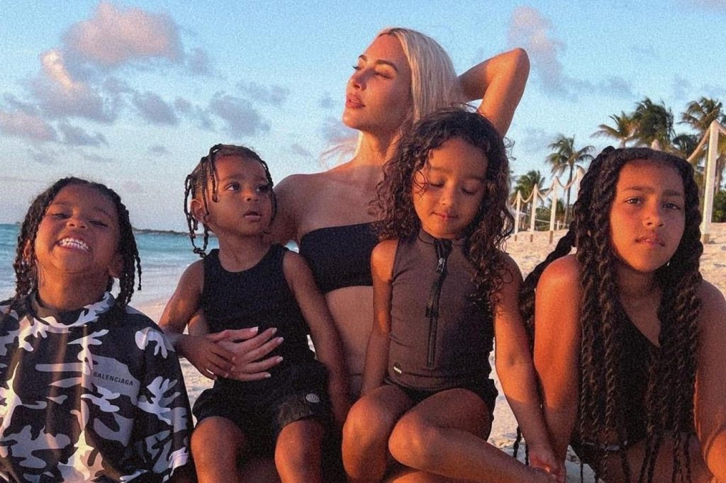 Kim Kardashian'ın çocukları film seslendirdi