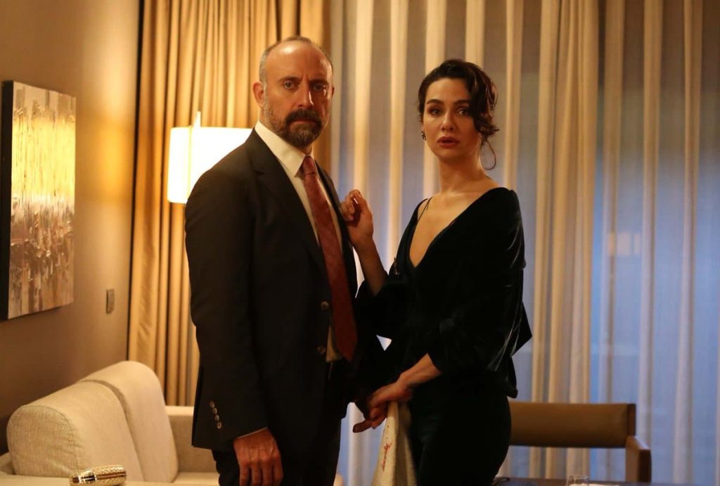 Kırmızı Oda dizisi Babil'in sonunu getirdi! Dizi final yapıyor!