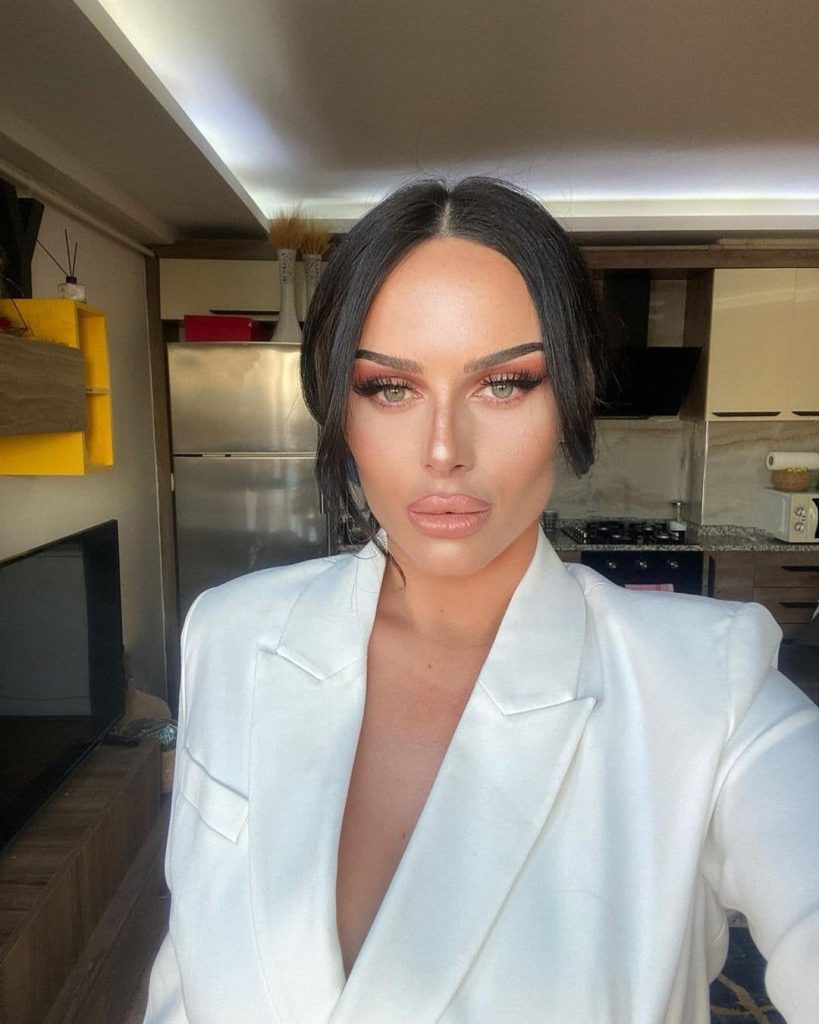 Kısmetse Olur Yaren Dağ kimdir? Kaç yaşında? Nereli?