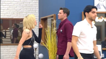 Kısmetse Olur'un bu akşamki bölümünde yer yerinden oynayacak! Aybüke Tolga'yı yerin dibine soktu...