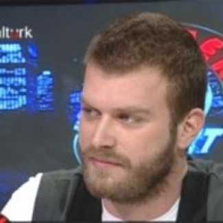 Kıvanç Tatlıtuğ mu yoksa Kenan İmirzalıoğlu mu kadınların aklını başından alıyor?