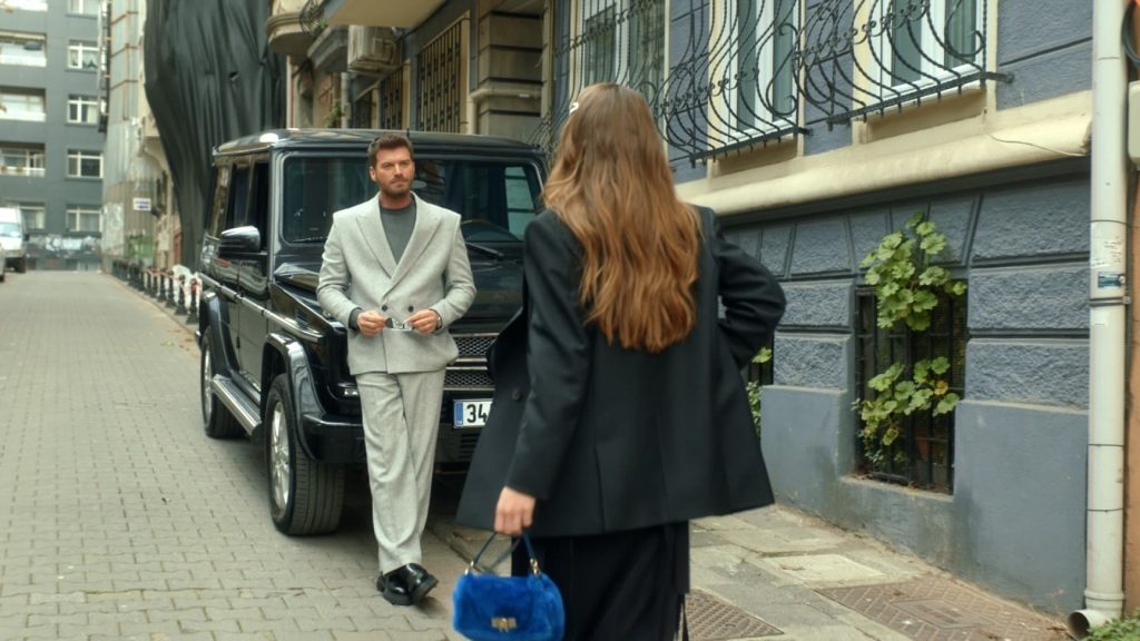 Kıvanç Tatlıtuğ ve Serenay Sarıkaya'lı Aile dizisi ne zaman başlıyor?  Aile dizisinden 2. tanıtım yayınlandı!