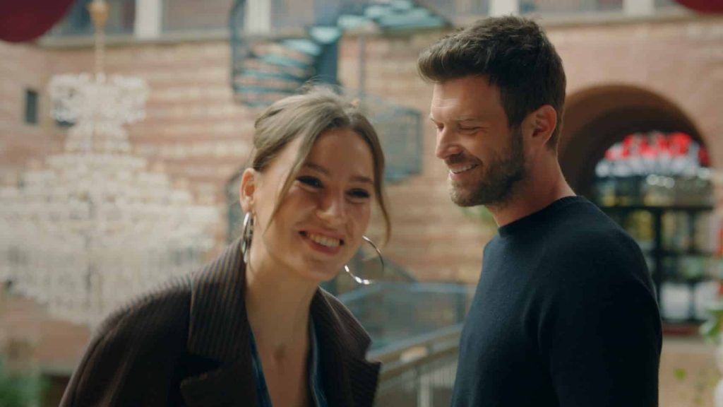 Kıvanç Tatlıtuğ ve Serenay Sarıkaya'lı Aile'den olay fragman! Dizi ne zaman ekrana gelecek?