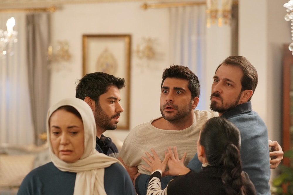 Kızılcık Şerbeti 44. Bölümüyle Cuma gününün şampiyonu oldu! Pembe savaş bayrağını açtı!