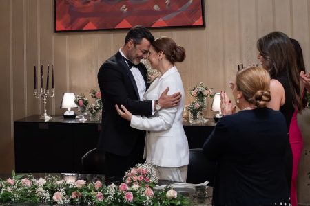 Kızılcık Şerbeti 61. Bölümde Kıvılcım ve Ömer evlendi! Fatih