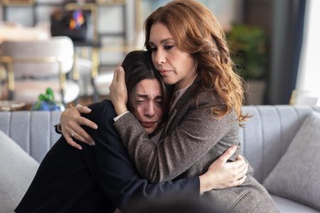 Kızılcık Şerbeti 8. bölümüyle beğenileri topladı!