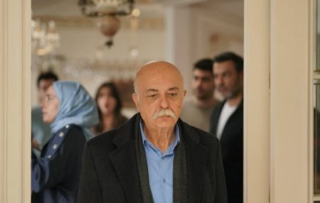 Kızılcık Şerbeti'nde flaş değişiklik! Abdullah yerine o isim diziye dahil oluyor!