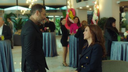 Kızılcık Şerbeti'nin 10. Bölümüne Kıvılcım ve Ömer'in yakınlaşması damga vuracak!