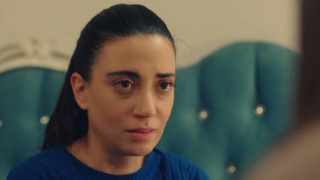 Kızılcık Şerbeti'nin 17. Bölümünde Doğa Nursema'ya yardım ediyor!