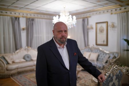 “Kızılcık Şerbeti”nin kadrosuna usta oyuncu Ahmet Mümtaz Taylan dahil oldu!