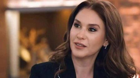 Kızılcık Şerbeti'nin Kıvılcım'ı Evrim Alasya o fotoğrafı görünce dayanamadı