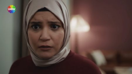 Kızılcık Şerbetinin Nilay'ından ihanet suçlamaları!