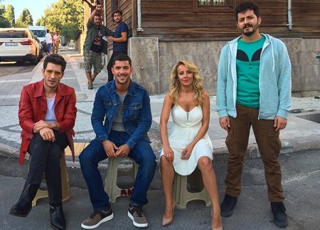Klavye Delikanlıları final mi yapacak?