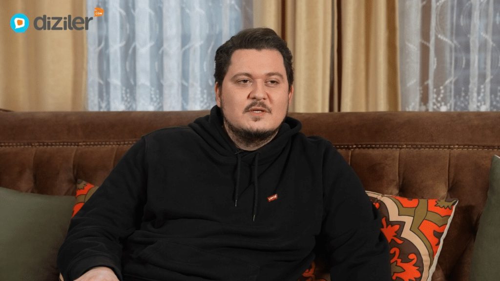 Kod Adı Kırlangıç’ın Asper’i Korhan Herduran’la röportajımız yayında! Kod Adı Kırlangıç'ın Asper'i Korhan Herduran'la röportajımız yayında!