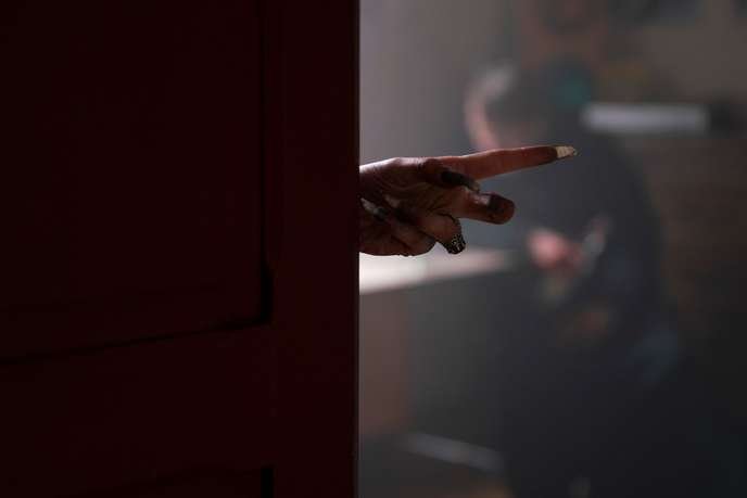 Korku dizisi Marianne bugün Netflix'te! Marianne konusu