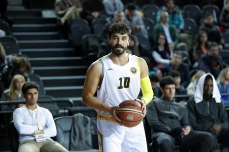 Kraliçe'nin Ateş'i Gökhan Alkan dizi için özel basketbol dersleri aldı! Kraliçe ne zaman ekrana gelecek?