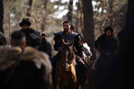 Kudüs Fatihi Selahaddin Eyyubi 12. Bölümde Selahaddin Yahudi Avram’ın tuzağına düştü!