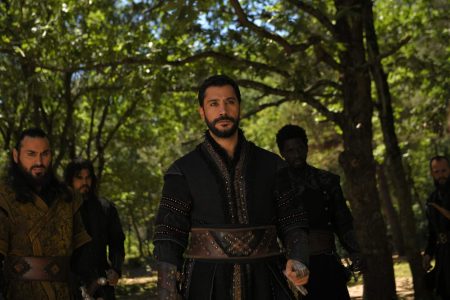 Kudüs Fatihi Selahaddin Eyyubi sezon finaliyle ekrana geldi! Selahaddin'i tuzağa kim düşürdü?