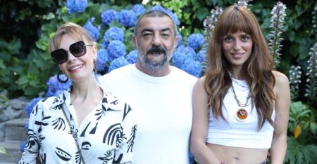 Leydi Di filminin oyuncuları okuma provasında bir araya geldi! Film ne zaman vizyona girecek?