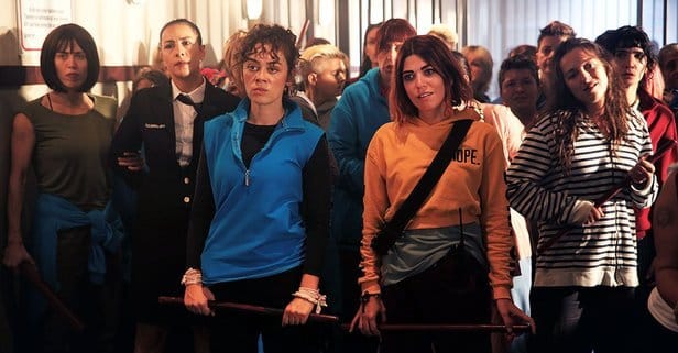 Limon Film Avlu dizisi ile kadına yönelik şiddet konusunda büyük bir farkındalık mesajı verdi!