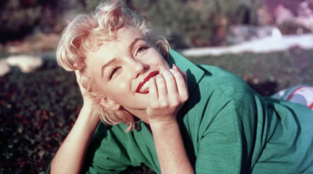 Marilyn Monroe'nun mezarının yanı satılıyor