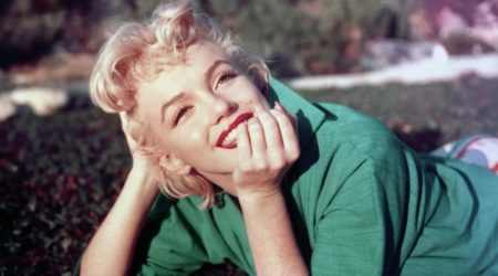 Marilyn Monroe'nun mezarının yanı satılıyor