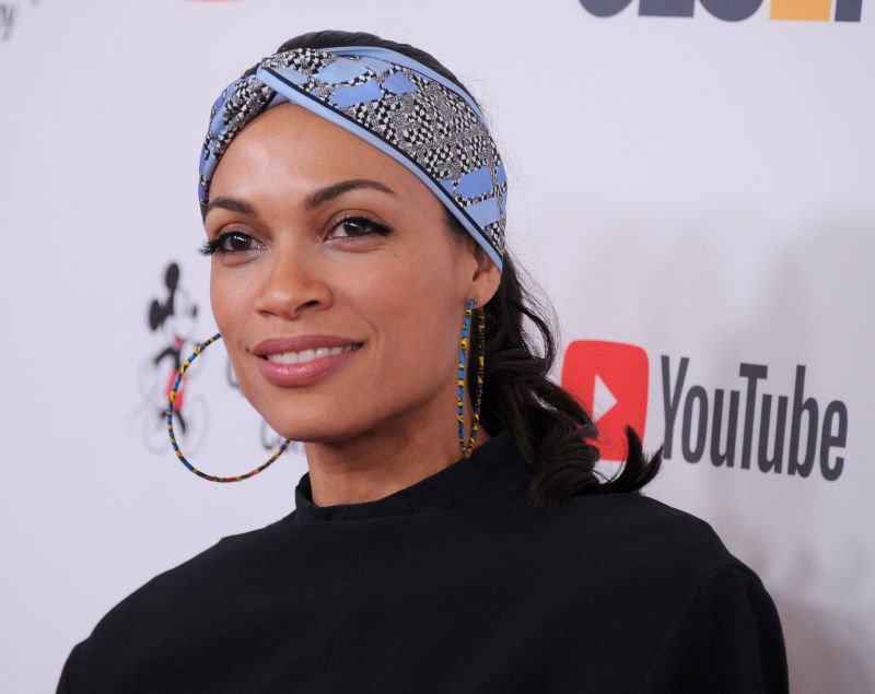Marvel dizilerinin yıldızı Rosario Dawson Jane the Virgin kadrosunda!