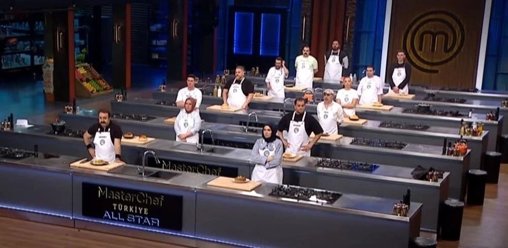 MasterChef All Star 2023 bugün başlıyor! Peki yarışmacı kadrosunda kimler var? Somer Şef yarışmadan ayrıldı mı? Yılmaz Öztürk kimdir?