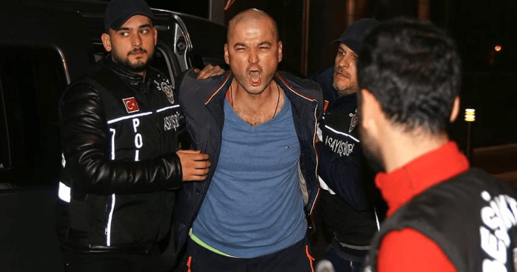 Masterchef Murat Özdemir'in insanlık dışı hareketine tepkiler çığ gibi büyüdü!