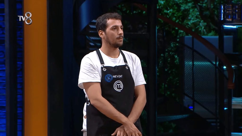 MasterChef’te yeni heyecan! Dokunulmazlık oyununu hangi takım kazandı? MasterChef'te yeni heyecan! Dokunulmazlık oyununu hangi takım kazandı?