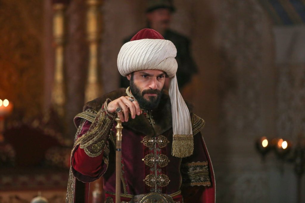 Mehmed: Fetihler Sultanı 16. Bölümde Sultan Mehmed yeniden baba oldu! Kara Mustafa