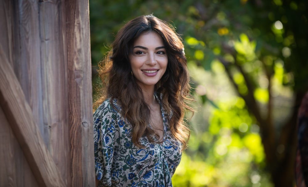 Melisa Aslı Pamuk'a hırsız şoku!