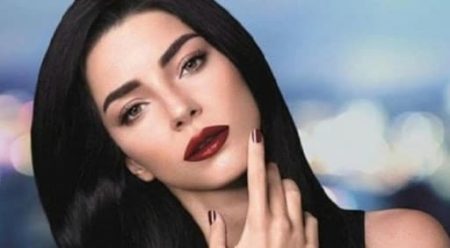 Merve Boluğur yeni sevgilisi ile ilk paylaşımını yaptı!