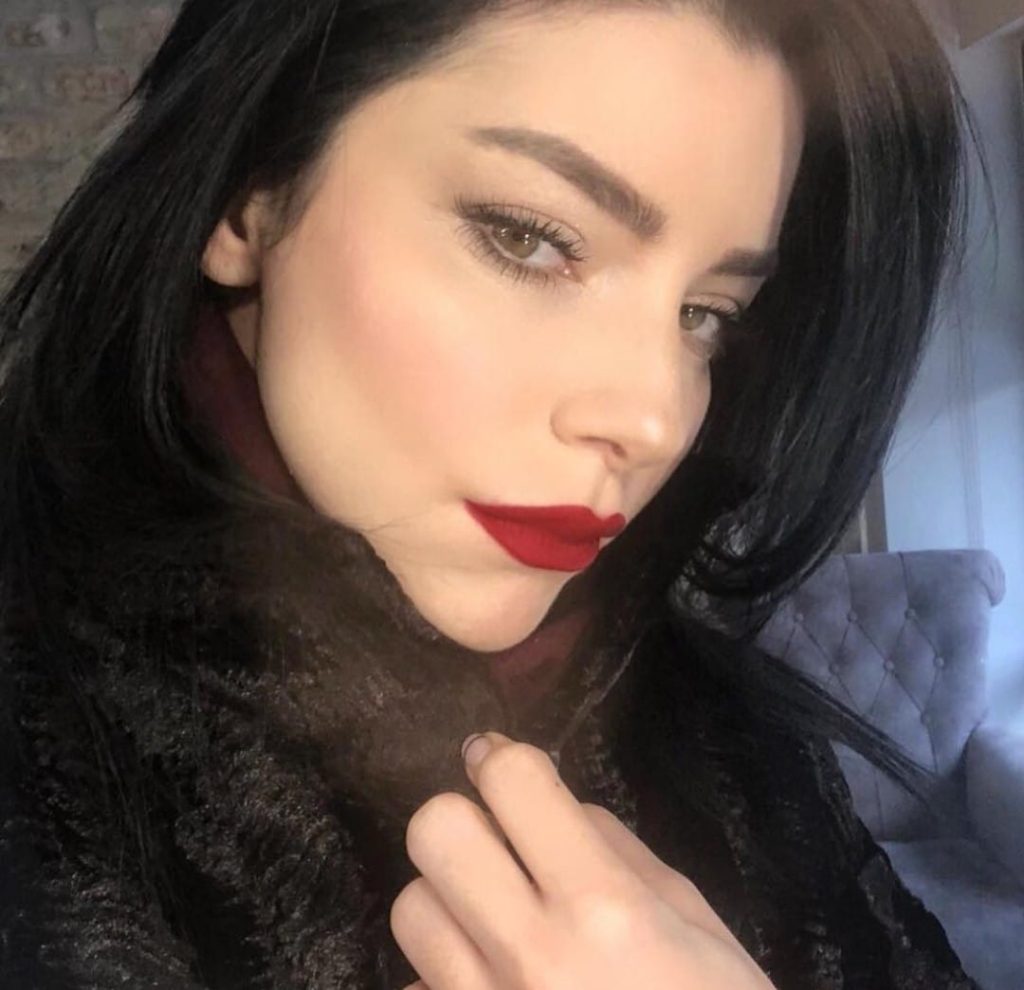 Merve Boluğur'a Erkekleri Koruma Derneği'nden dava!